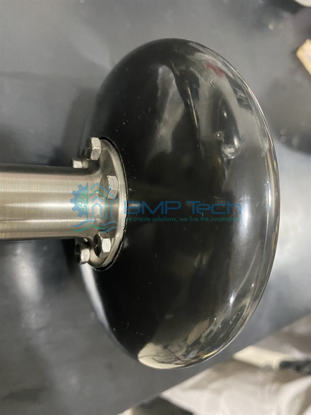 Reparo de equipamento acústico MIDAS ECM